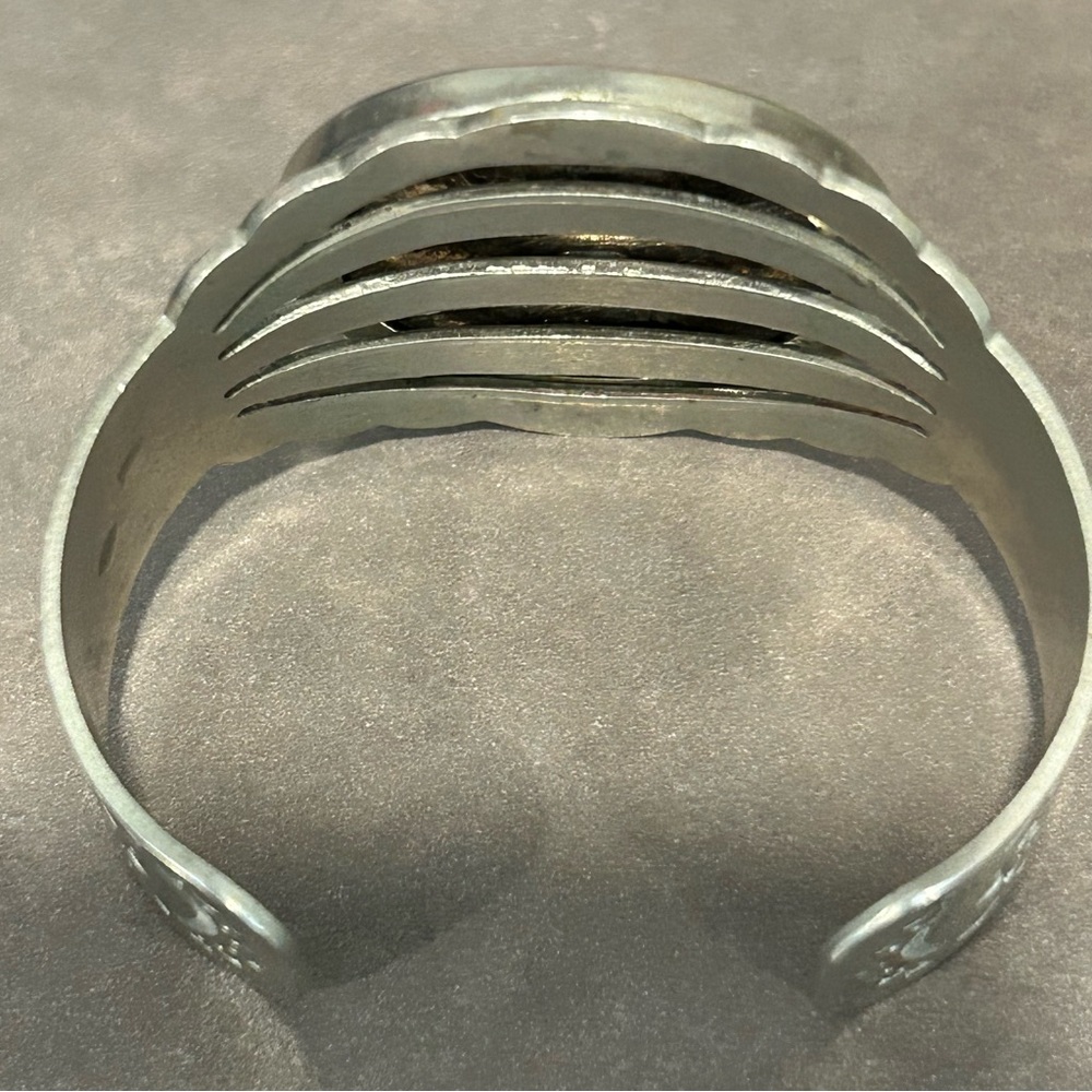 Vtg Antique Fred Harvey Era Navajo-Silver Cuff bracelet, 1923 US Peace Dollar - Picture 13 of 15